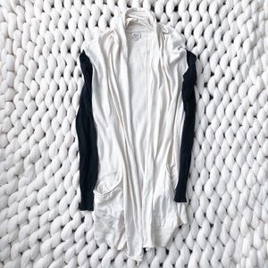 Aritzia Wilfred cardigan